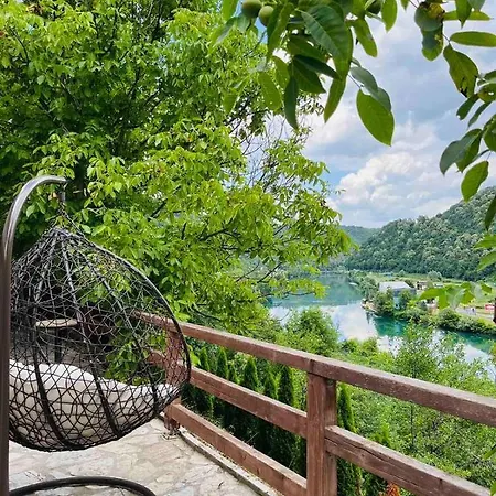 With River Una View / Ilma 2 *